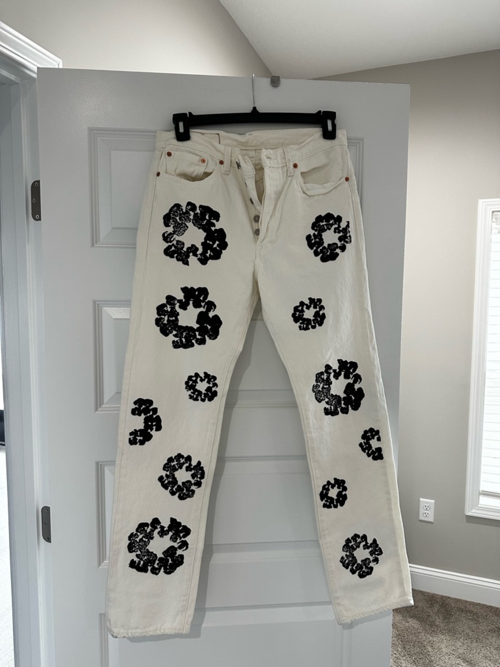 Denim Tears x Levi’s Jeans with Black Accent, 32x32; Streetwear